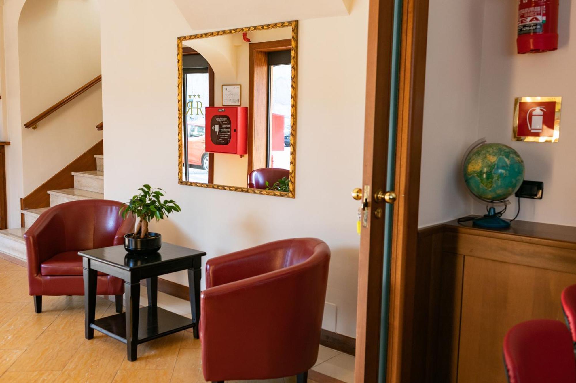 Rex Hotel Residence Cenova Dış mekan fotoğraf